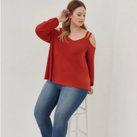Torrid Size 3 / 3X / 22W / 24W Red Strappy Cold Shoulder Crepe Top‎ Womens Plus - Picture 1 of 7